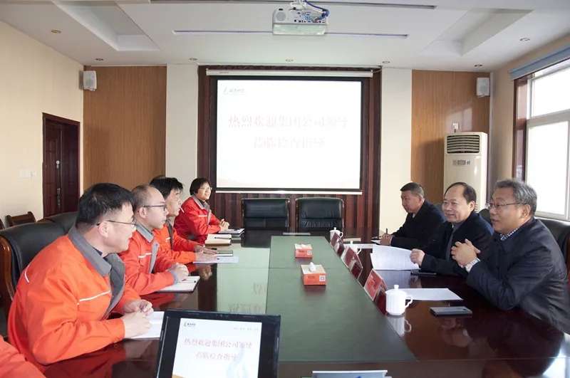威廉体育官网网址汪德刚书记带队开展安全检查(图1)