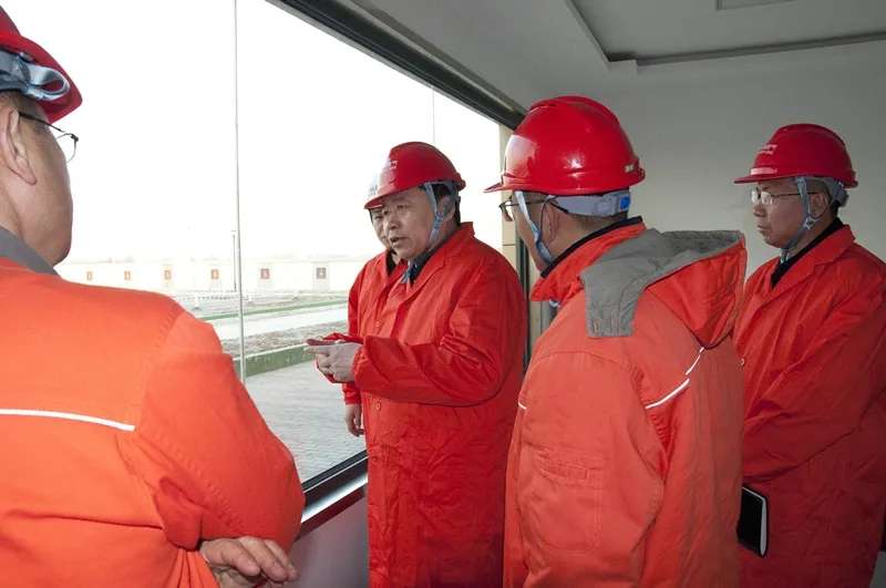 威廉体育官网网址汪德刚书记带队开展安全检查(图3)