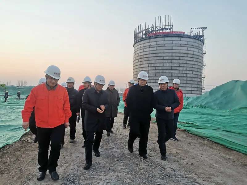 威廉体育官网网址汪德刚书记带队开展安全检查(图4)