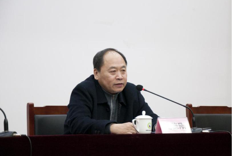 威廉体育官网网址公司召开新任职中层干部集体谈话会议(图3)