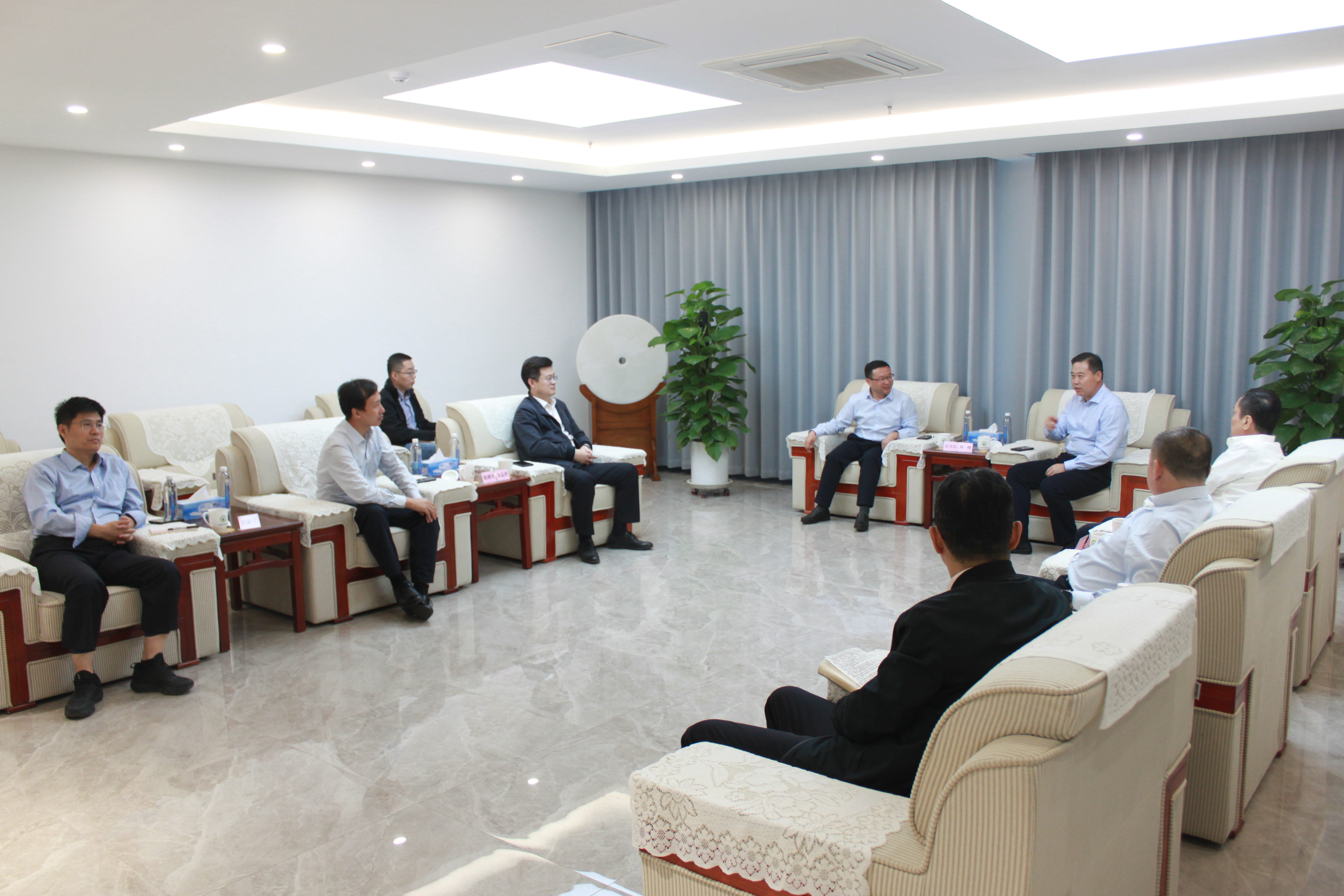 中石化天然气分公司山东销售中心到威廉体育官网网址座谈交流(图2)