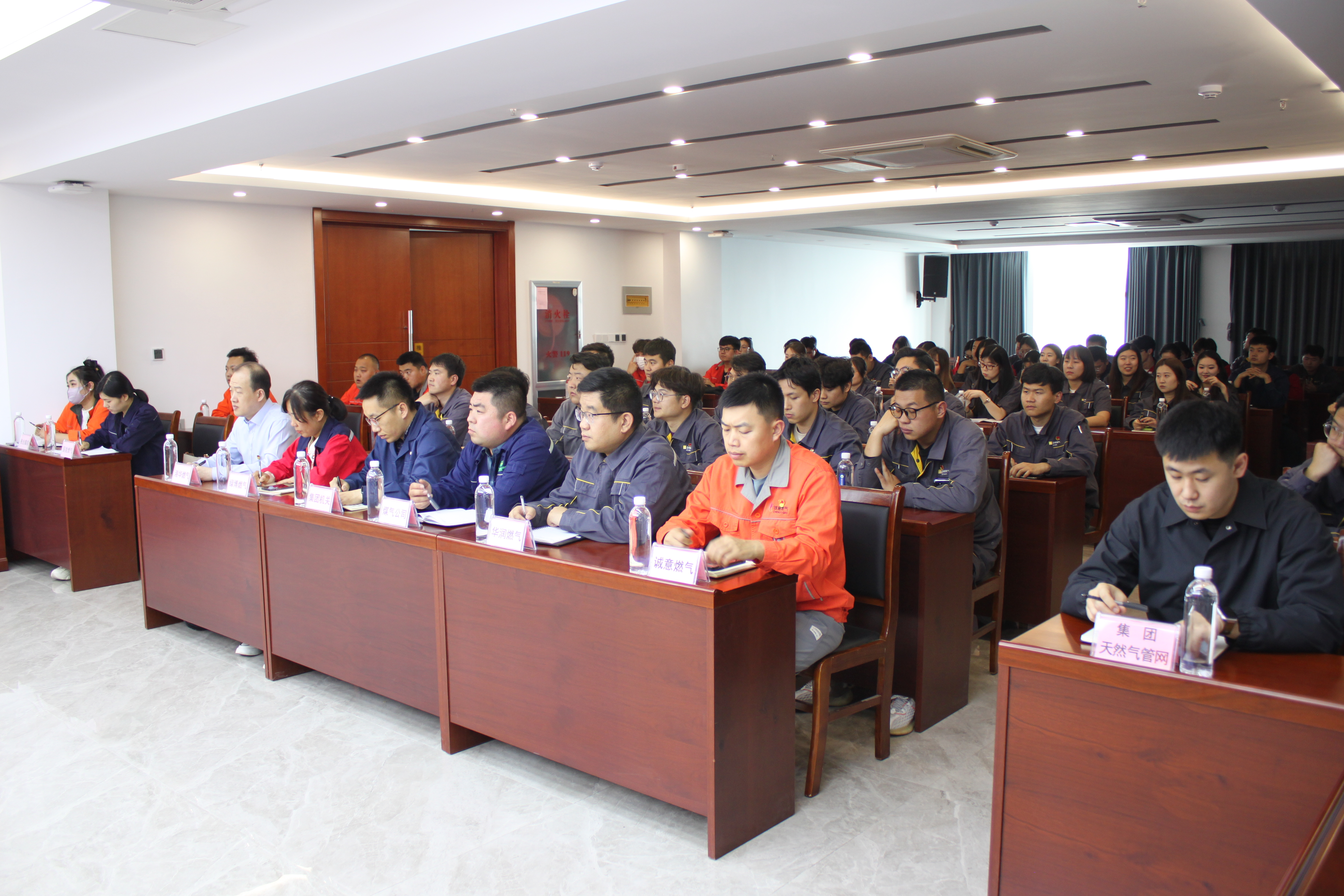青春心向党  五四青年说  ——威廉体育官网网址团委开展团委书记讲团课活动(图2)